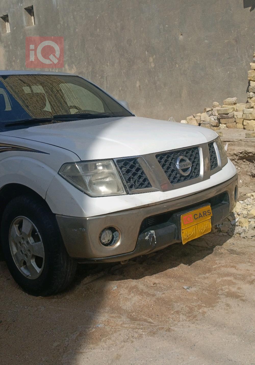 نیسان نەڤارا